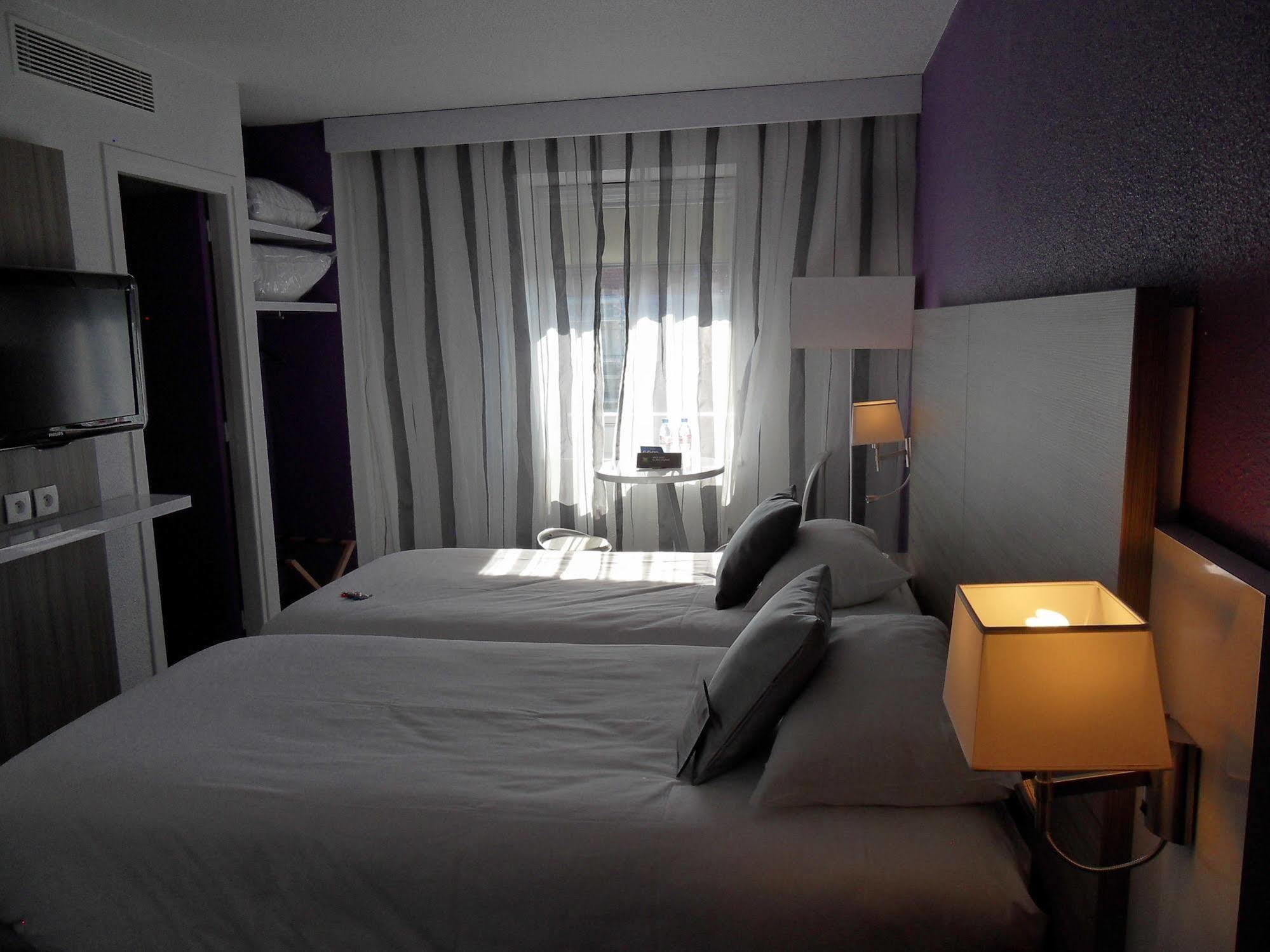 Ibis Styles Grenoble Centre Gare Hotel Bagian luar foto